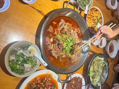 -大众跷脚牛肉馆·非遗传承单位(峨眉山店)