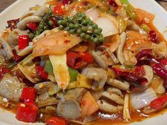 -肖四女乐山跷脚牛肉(世博源店)