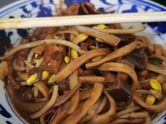 -珠宝街老左杂酱面馆