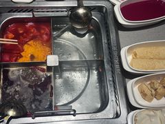 -海底捞火锅(新松江路店)