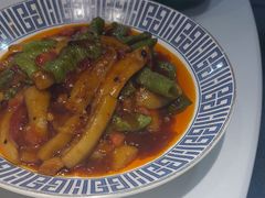 -巴特餐饮6加1音乐餐吧·新疆菜
