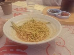 -肥肥虾庄·金牌油焖大虾(汉口城市广场店)