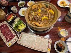 老广味牛杂煲-沙胆彪炭炉牛杂煲(上海日月光广场店)