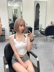 -HAIR HERE造型