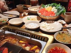 -东巴人鱼豆花火锅(幸福街店)