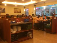 大堂-萨莉亚意式餐厅(国展天虹店)