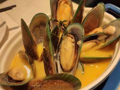 -港丽餐厅(高德置地店)