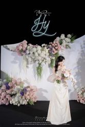 -Lady  Jane高端婚纱礼服馆