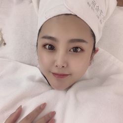 -纤纤玉手美甲美睫美容