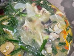 -姚记抚仙湖石锅鱼庄