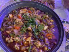 -海盗船. 龙虾烧烤. 酒馆