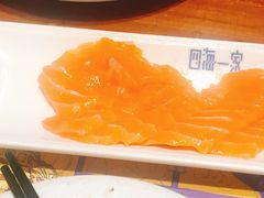 -四海一家自助餐(益田假日广场店)