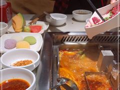 -海底捞火锅鲜切牛肉主题店(长寿路店)