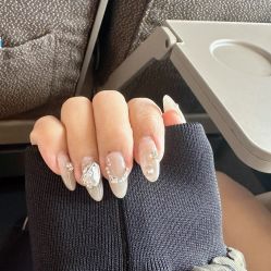 -瞧·享轻奢美甲美睫