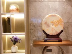 -杭州西湖湖滨银泰亚朵酒店