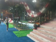 -天山海世界·米立方