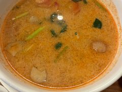 -两兄弟Song Pee Nong(2号店)