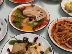 -秦扬居特色菜馆(上王村)