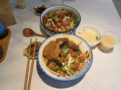 -镇南锅盖面馆(解放路店)