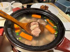 -吴越荣记苏州菜·松鼠桂鱼 100% 活鱼现做(月光码头店)
