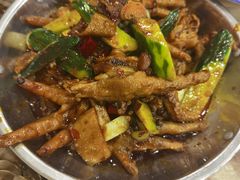 -江城燕子大排档(江汉路步行街店)