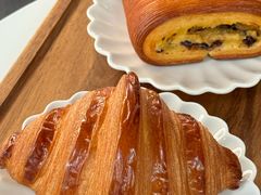 -VERIE BAKEHOUSE