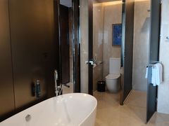 -广州天河希尔顿酒店