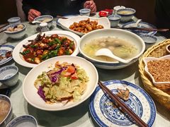 -鲁菜根·泰山菜(泰山店)