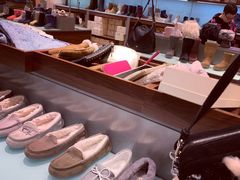 -UGG(燕莎奥特莱斯购物中心店)