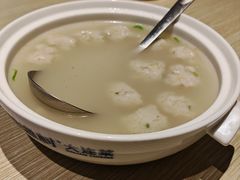 小船黄花鱼丸汤-小船渔村•大连菜•大连焖鱼(黄河路店)