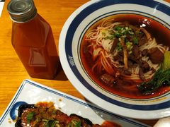 -霸蛮湖南菜·牛肉粉(荣京西街店)
