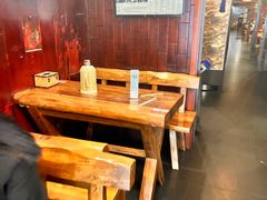 -万记麻辣烫国展总店