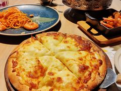 榴莲披萨-初拾·花里餐厅(钜城华亿店)