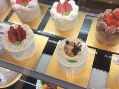 -花花卷卷·鲜食蛋糕(静安久光百货店)