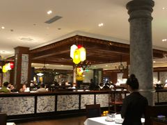 -八府香鸭·啫啫煲(华山路店)