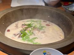 -咕嘟草帽鱼·牛奶一样的鲜鱼汤(包河万达广场创始店)