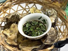 -嗨辣小聚·盘锦河蟹·海鲜烧烤龙虾(盘锦十年好店)