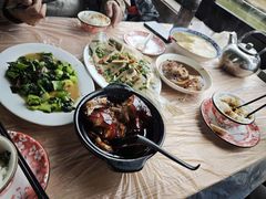-贾老板缸肉馆(潮韵街店)