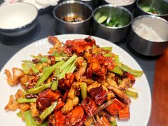 -鸭绿江海鲜烧烤大排档(杏林街店)