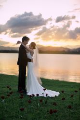 -雨墨婚纱摄影工作室