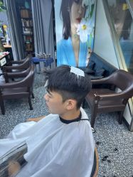 -藤野造型专业烫染接发