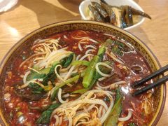 -三好食堂(煎饺·馄饨·肉饼米线·盛世广场店)