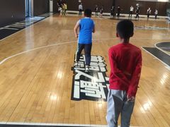 -梦想之巅·青少年篮球·羽毛球·培训中心(西站店)
