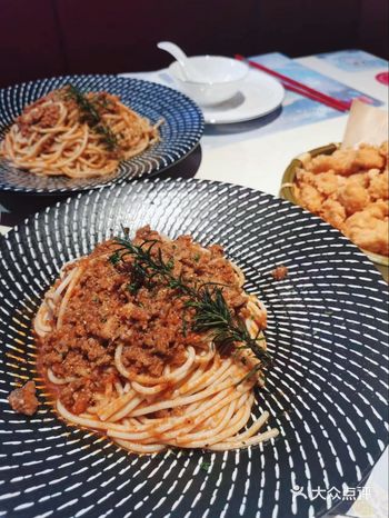 融合菜系二次元小酒馆，真洋气