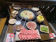 -舒家大院老火锅(台江路店)