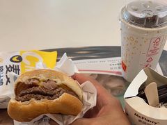 -麦当劳(中山八路店)