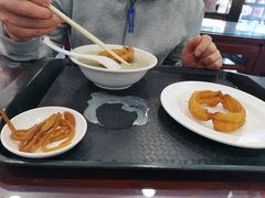 -聚德华天护国寺小吃(甜水园店)