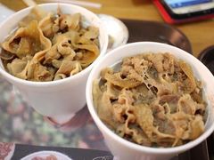 吉野豚肉飯-空姐牛肉饭 神户食堂