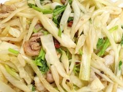 -超越海鲜屋(飞龙物业店)