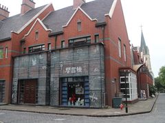 -钟书阁(松江泰晤士小镇店)